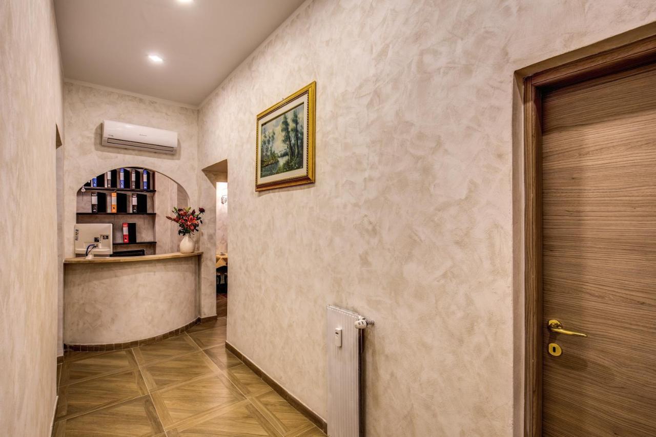Amici Guesthouse Rom Exteriör bild